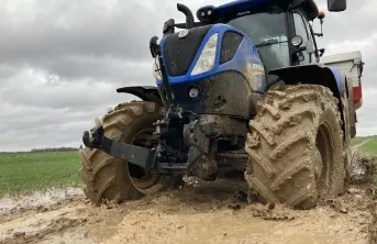 tracteur boue